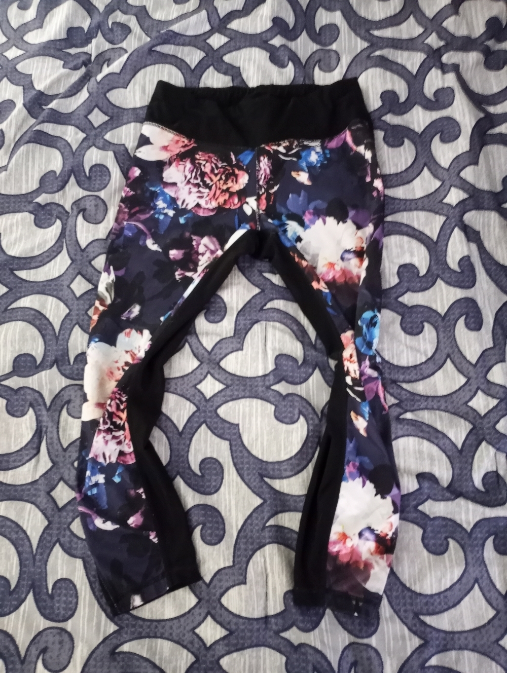 👠HYBA cropped Leggings👠